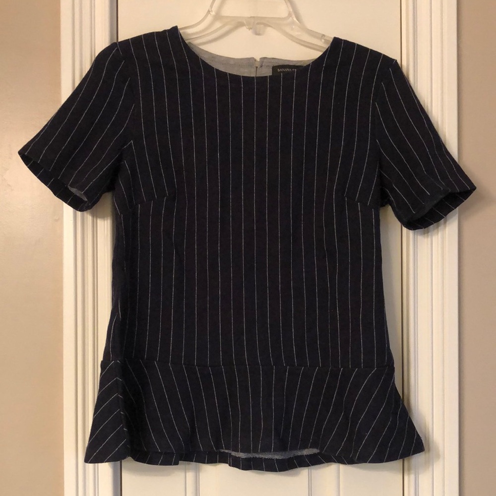 Banana Republic navy pinstripe flutter top- NWT Sz XS
